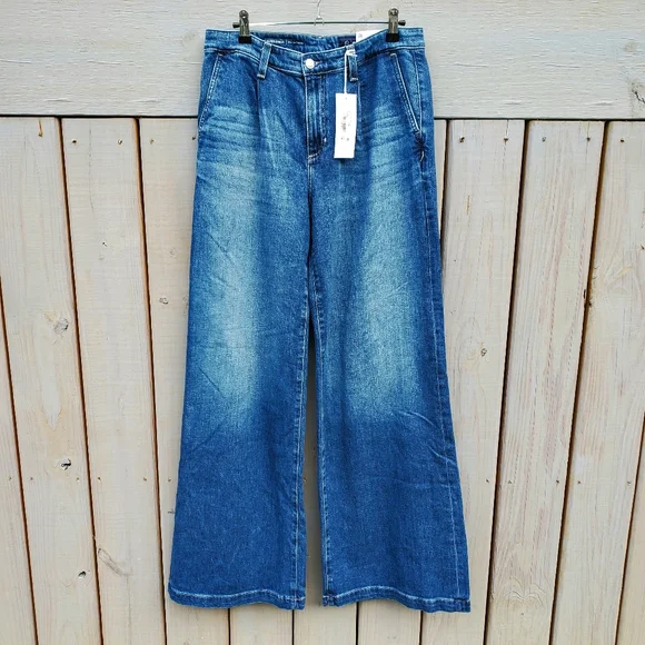 AG Adriano Goldschmied Blue Flare Jeans NWT - Picture 4 of 13